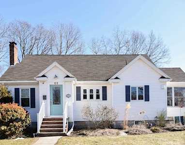 122 Rockingham Ave Lowell, MA 01851