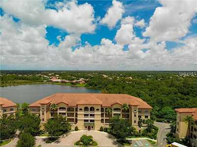 7612 Lake Vista Court Lakewood Ranch, FL 34202