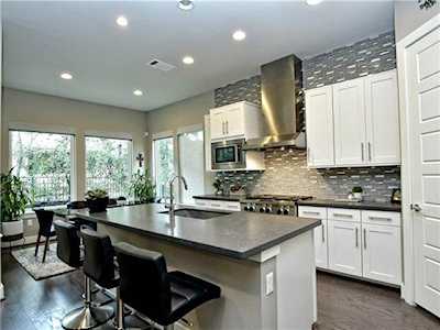 2807 Del Curto Rd #N Austin, TX 78704