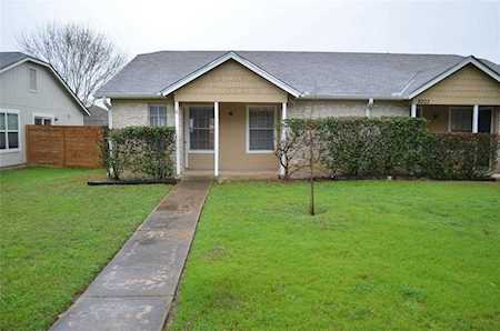 8203 A West Gate Blvd Austin, TX 78745