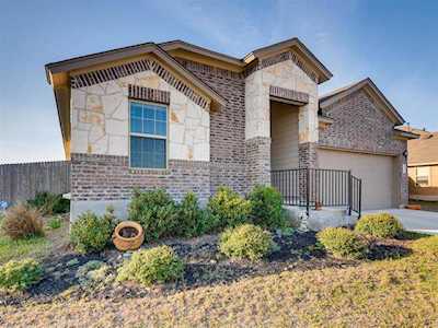 633 Sweet Gum Kyle, TX 78640