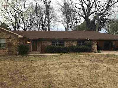 3226 Leo Holland Rd Millington, TN 38053