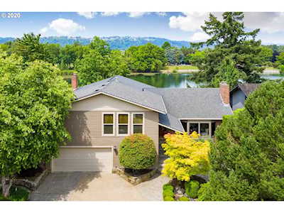 20201 NE Interlachen Ln Fairview, OR 97024