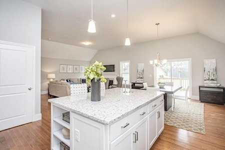 29 Country Club Ln. #29 Lakeville, MA 02347