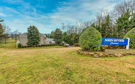 1924 Sequoyah Ave Maryville, TN 37804