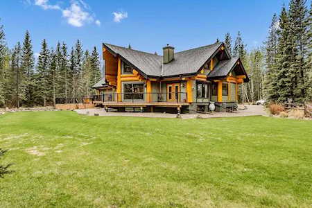 7-29042 RR 53 Rural Mountain View County, AB T0M 2E0