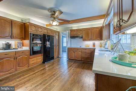4301 Southwood Dr Alexandria, VA 22309