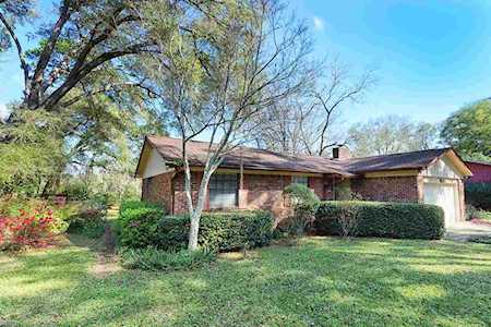 4906 Lester Road Tallahassee, FL 32317