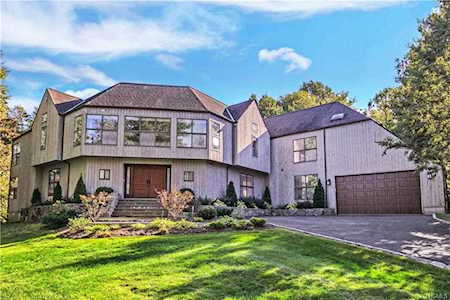 30 Harrows Ln Harrison, NY 10577