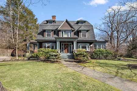 112 Abbott Road Wellesley, MA 02481