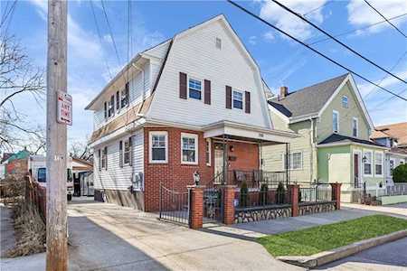 256 California Ave AV Providence, RI 02905