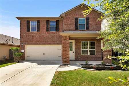 332 Wincliff Drive Buda, TX 78610