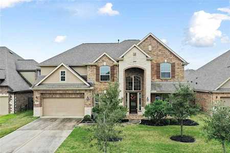 19214 Stanton Lake Dr Cypress, TX 77433