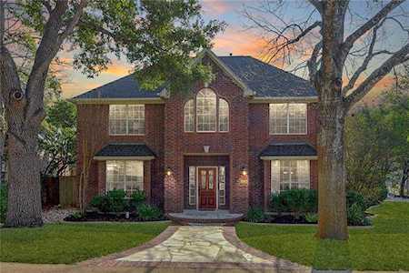 10601 Queensbury Cv Austin, TX 78726