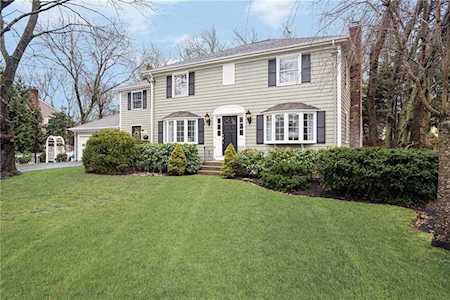 113 Governor Bradford DR Barrington, RI 02806