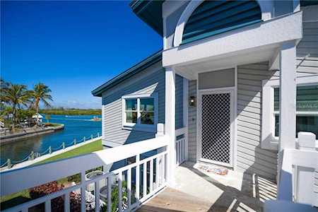 1373 Siesta Bayside Drive Sarasota, FL 34242