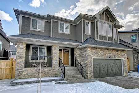 8141 9 Avenue SW Calgary, AB T3H 0W2