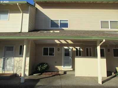 547 N Hayden Bay Dr Portland, OR 97217