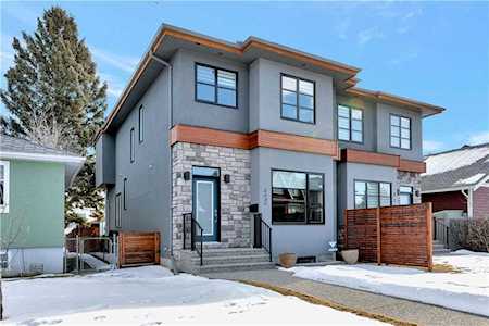 2230 25 Street SW Calgary, AB T2E 1X4