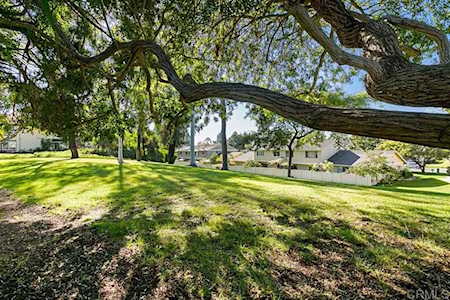 2017 Willowood Lane Encinitas, CA 92024