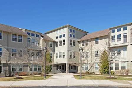 4 Harvest Dr #121 North Andover, MA 01845