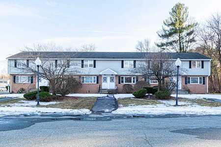 48 Frank St #48 Dracut, MA 01826
