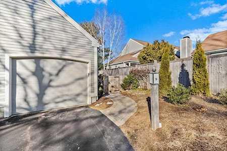9 Pickwick Way #9 Wayland, MA 01778