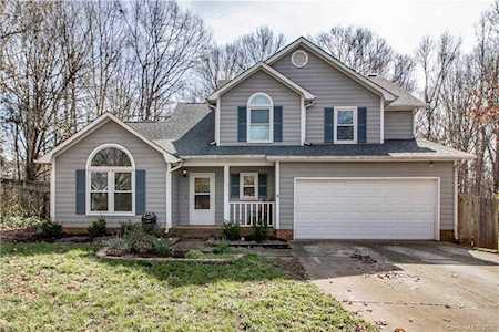 110 Steuben Dr Huntersville, NC 28078