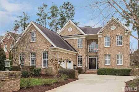 9209 Sanctuary Court Raleigh, NC 27617