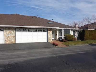 21746 52 Avenue Avenue #2 Langley, BC V2Y 1L4