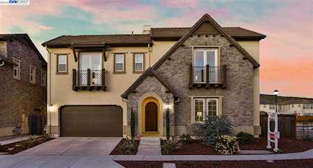 3052 Gritstone St Danville, CA 94506