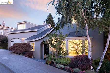 5917 Contra Costa Rd Oakland, CA 94618