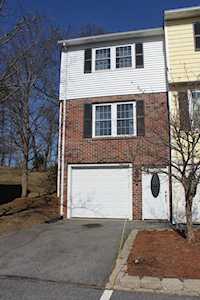 104 Roper St #A Lowell, MA 01852