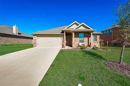 111 Morning Star Lane Waxahachie, TX 75165