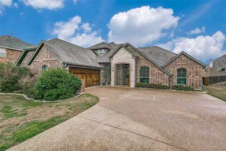 616 Buelwood Court Desoto, TX 75115