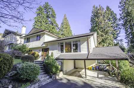 3756 Regent Avenue North Vancouver, BC V7N 2C4