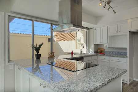 4628 N 19th Avenue Phoenix, AZ 85015