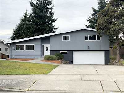 2434 N Narrows Dr Tacoma, WA 98406