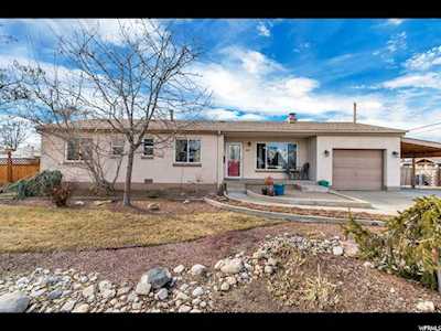 5872 S Sagewood W Dr Murray, UT 84107
