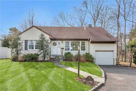 42 Vivian Dr New Rochelle, NY 10583