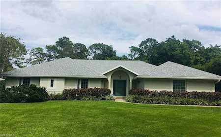 13565 Pine Villa Ln Fort Myers, FL 33912