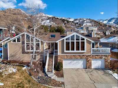 6499 S Canyon Cove Place Pl Holladay, UT 84121
