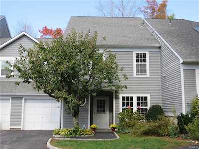 21 Croton Lake Rd #14 Bedford, NY 10536