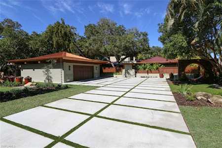 1203 Shadow Ln Fort Myers, FL 33901