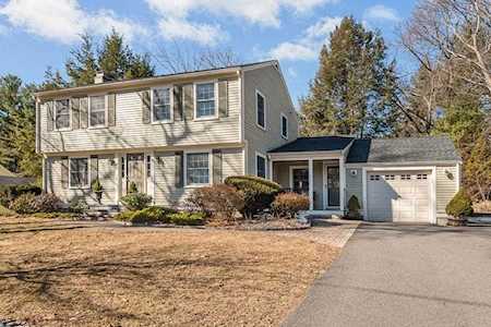 48 Mohawk Drive Acton, MA 01720