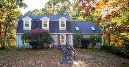 7 Ashbury Dr Franklin, MA 02038