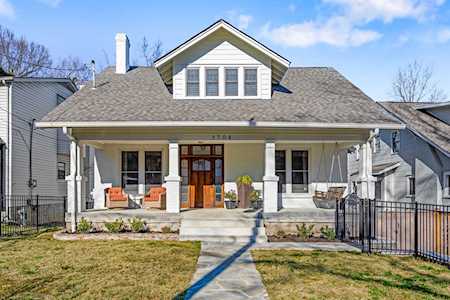 1704 Ashwood Ave Nashville, TN 37212