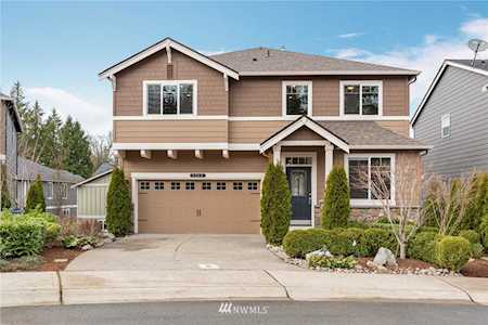 8208 NE 163rd Place Kenmore, WA 98028