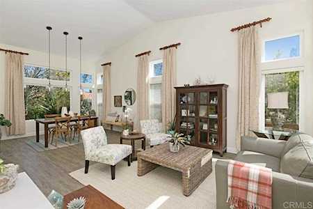 1654 Orchard Wood Rd Encinitas, CA 92024