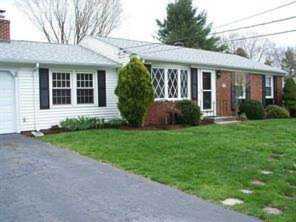 99 Sleepy Hollow DR Cumberland, RI 02864